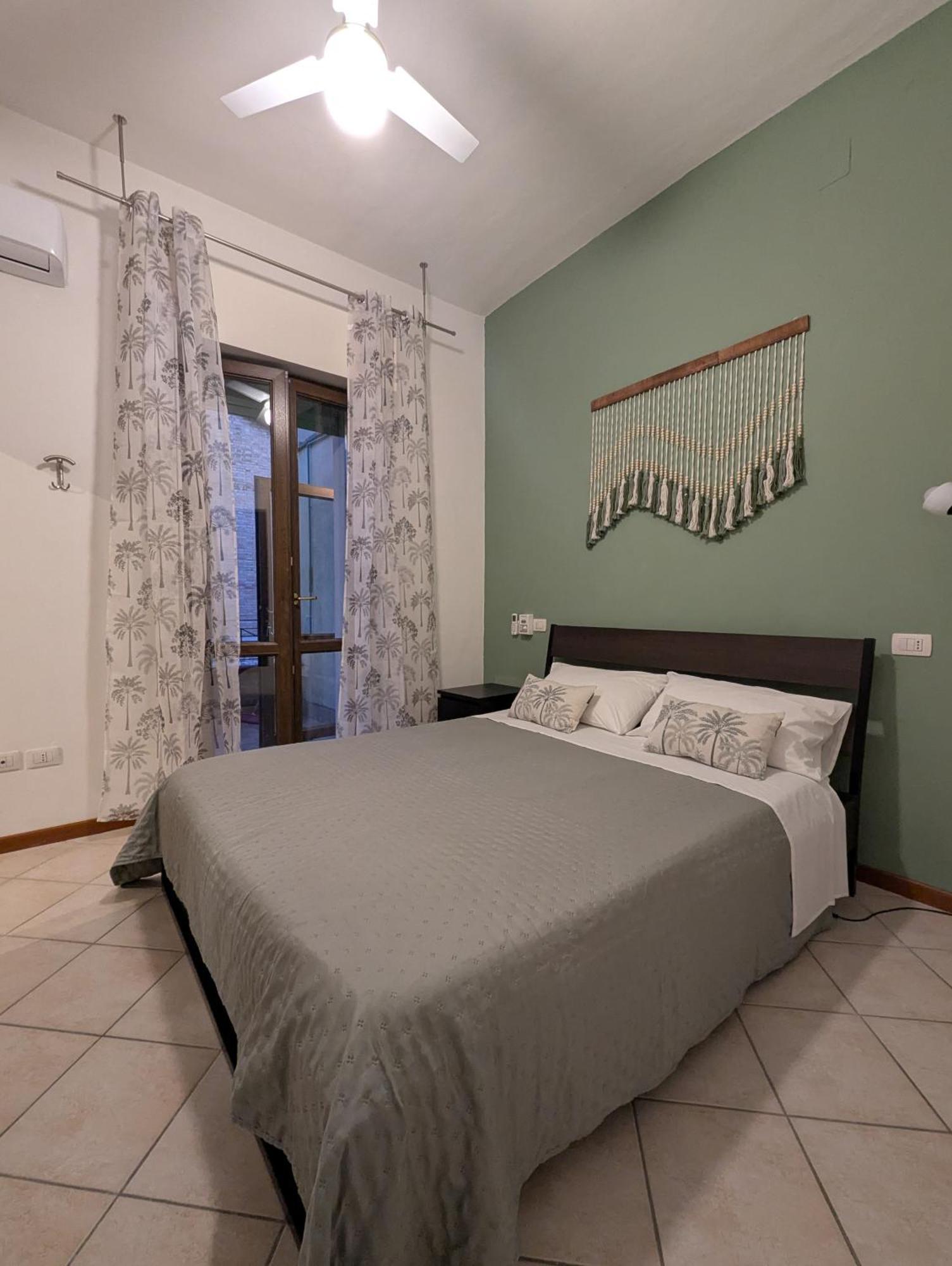As Easy Apartment Асизи Екстериор снимка