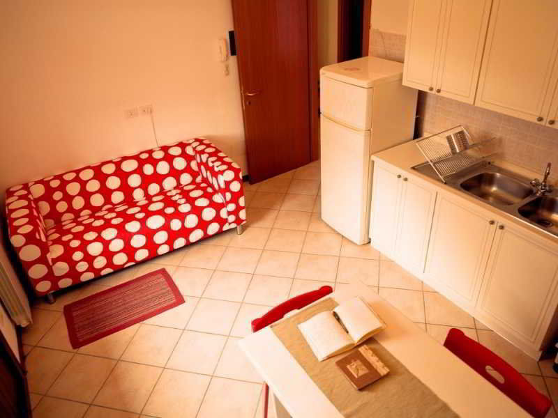 As Easy Apartment Асизи Екстериор снимка